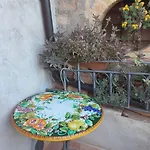 Rustikale Eleganz Mit Blick Auf Umbrische Landschaft By Interhome Daire