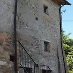 Rustikale Eleganz Mit Blick Auf Umbrische Landschaft By Interhome Apartmán