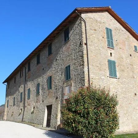 Rustikale Eleganz Mit Blick Auf Umbrische Landschaft By Interhome Perugia