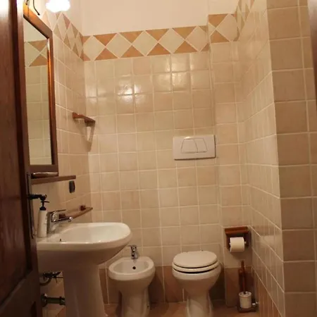 Rustikale Eleganz Mit Blick Auf Umbrische Landschaft By Interhome Apartamento