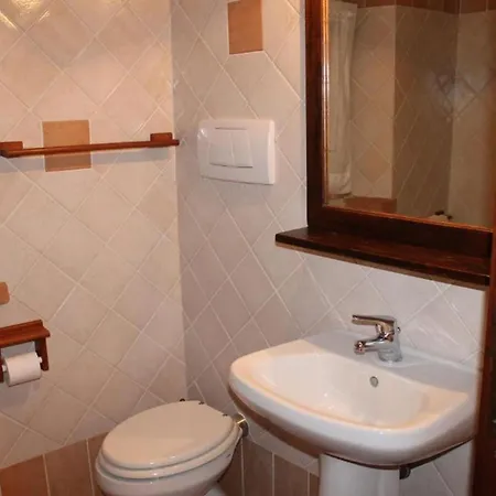 Rustikale Eleganz Mit Blick Auf Umbrische Landschaft By Interhome Apartamento *