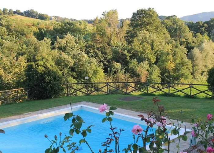 Daire Rustikale Eleganz Mit Blick Auf Umbrische Landschaft By Interhome