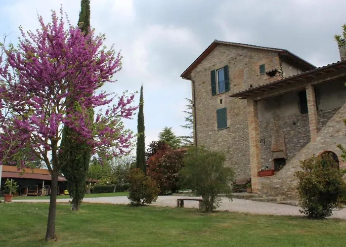 Rustikale Eleganz Mit Blick Auf Umbrische Landschaft By Interhome Apartment Perugia