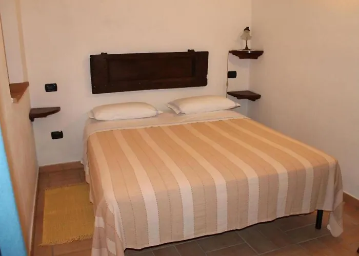 Rustikale Eleganz Mit Blick Auf Umbrische Landschaft By Interhome *