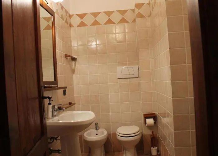 Rustikale Eleganz Mit Blick Auf Umbrische Landschaft By Interhome Daire